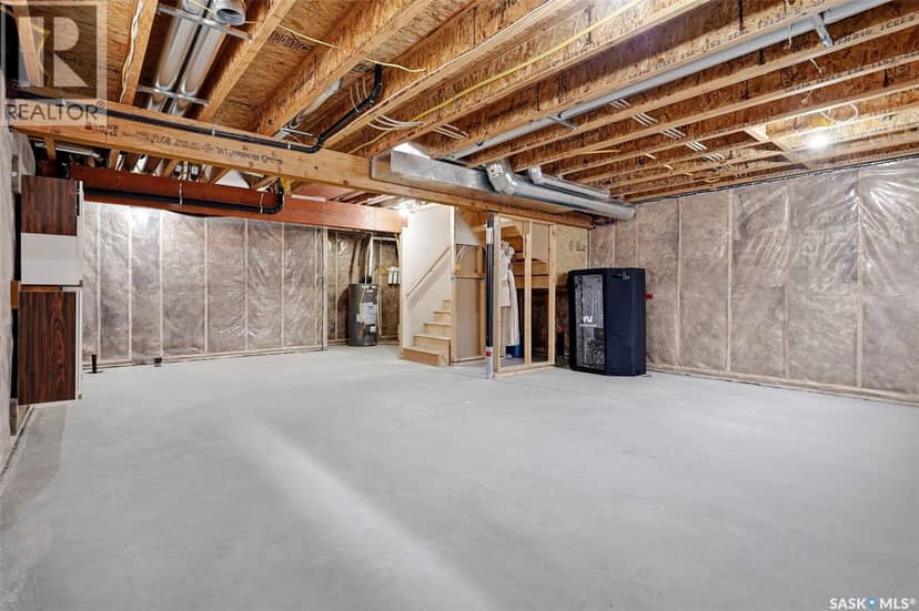 8933 Kestral DRIVE — photo 37 of 40
