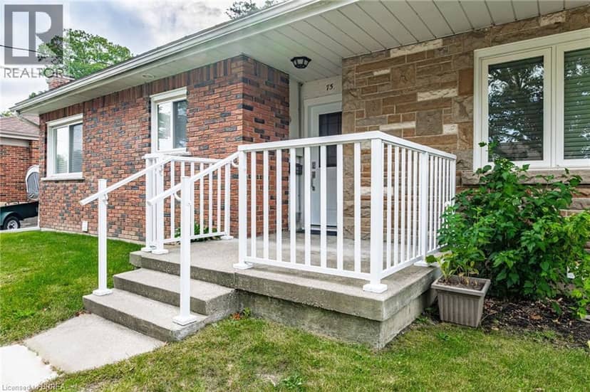 75 HENDERSON Avenue, Brantford, photo 4