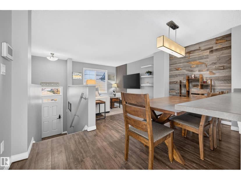 #45 1030 Chappelle Bv SW — photo 17 of 40