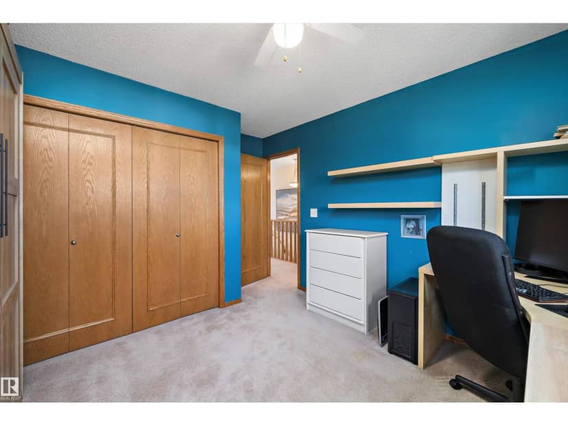438 Hodgson Bv NW — photo 33 of 40