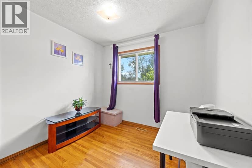 1307 Radisson Drive SE — photo 16 of 38