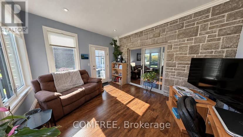 3 - 78 Victoria Street — photo 11 of 25
