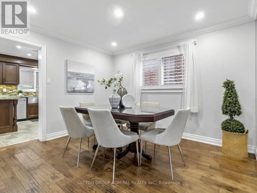 238 Glen Shields Avenue — photo 13 of 40