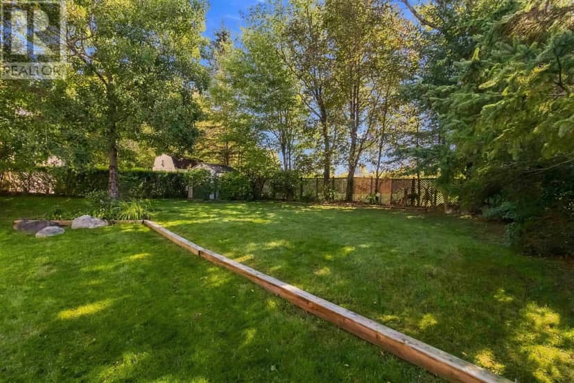 32 Bow Street — photo 29 of 32
