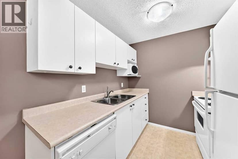 5208A, 604 8 Street SW, Airdrie, photo 7