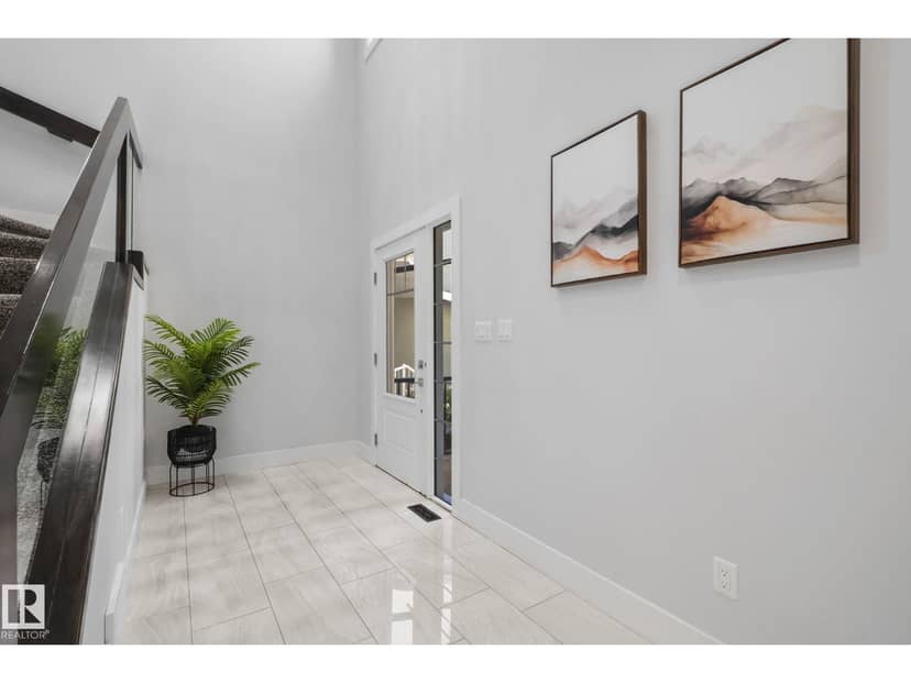 2019 Ware RD NW, Edmonton, photo 3