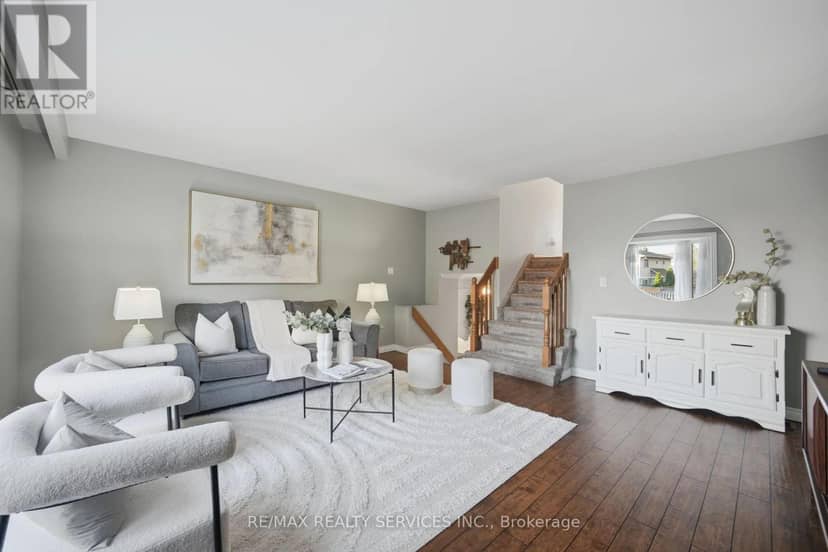 47 Lindridge Avenue — photo 13 of 36