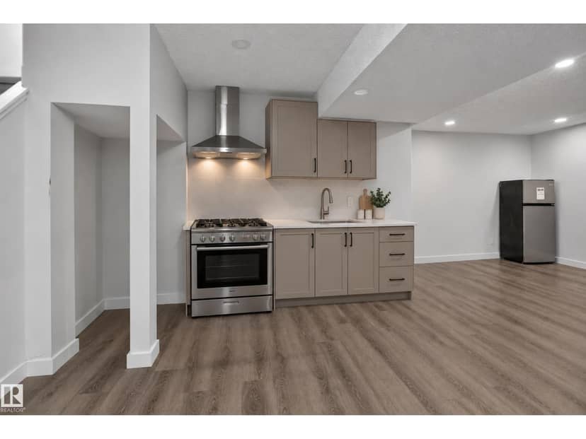67 Henry Av NW — photo 37 of 40