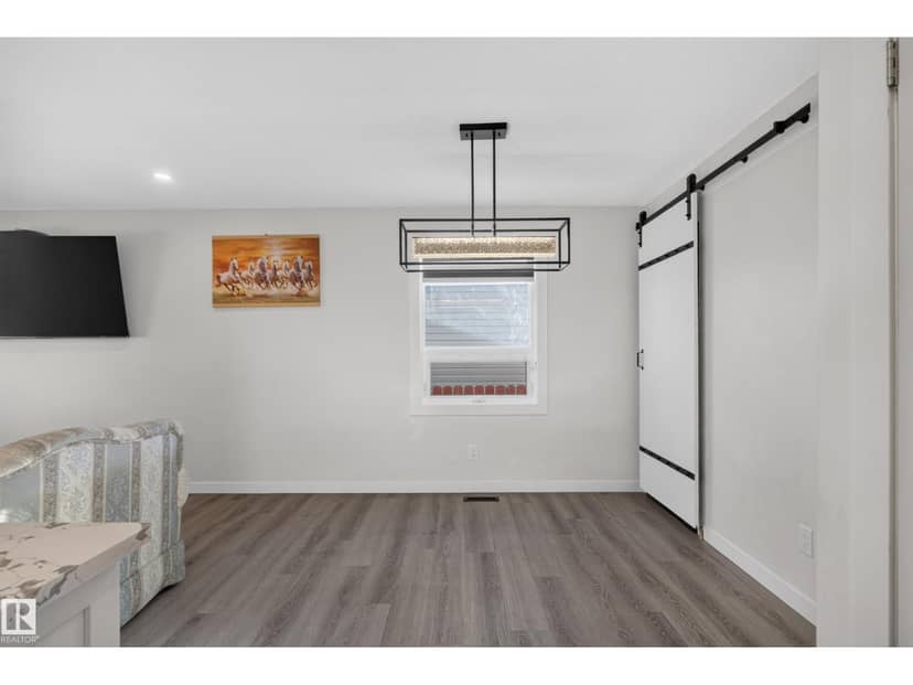 67 Henry Av NW — photo 23 of 40