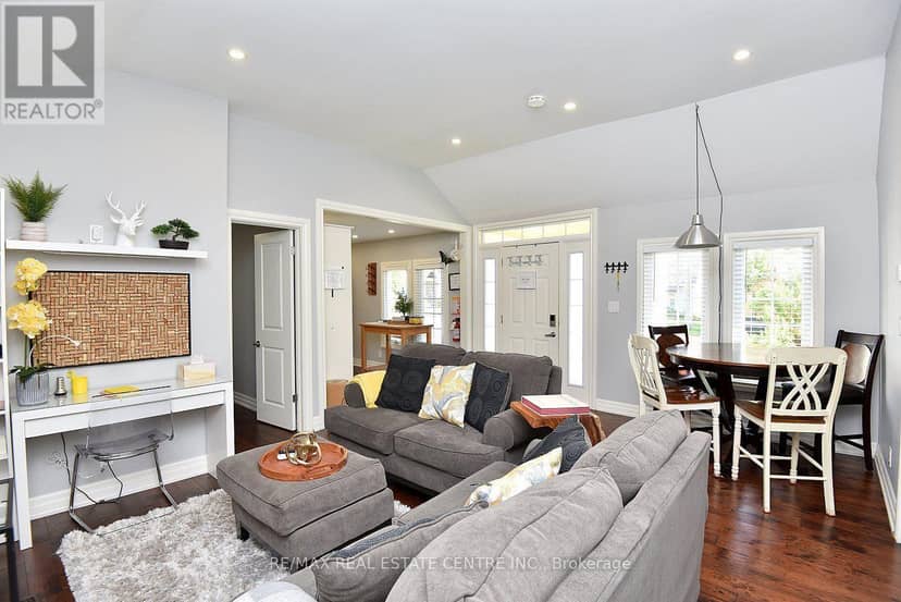 475 Gate Street — photo 14 of 40