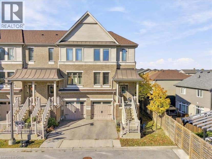 70 WILLOWRUN Drive Unit# M1, Kitchener