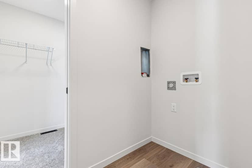 319 30 ST SW — photo 28 of 31