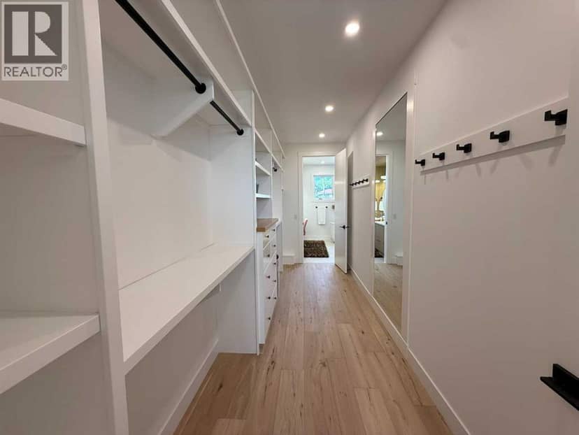 1924 10 Avenue NW — photo 35 of 40