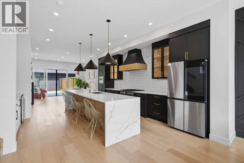 136 10 Avenue NW, Calgary, photo 5