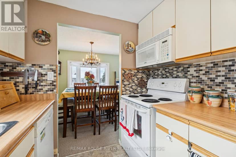 35 Hawthorne Drive — photo 14 of 40
