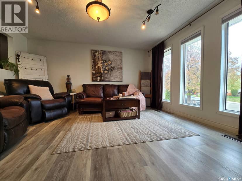 236 Bean Crescent — photo 10 of 30