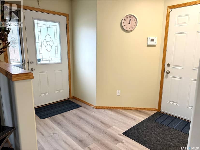 129 2nd STREET W, Spiritwood, photo 2