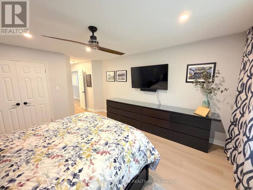 4 - 163 Pine Valley Drive — photo 18 of 31