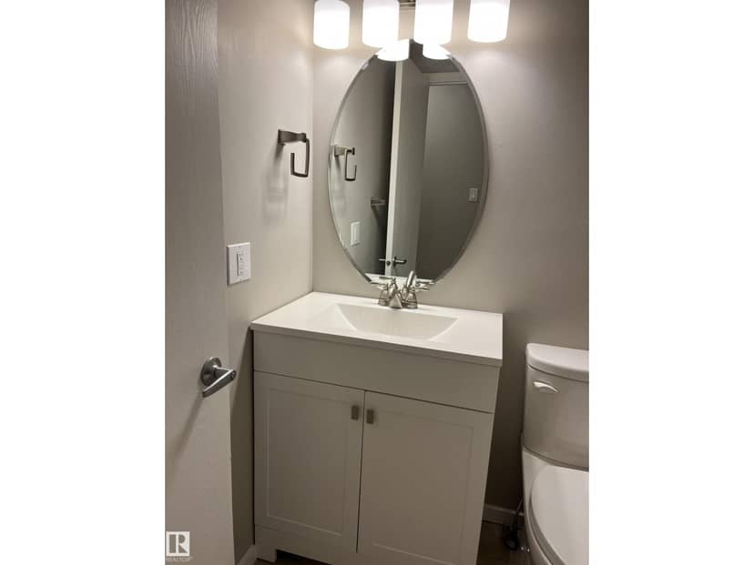 #10 14130 80 ST NW NW — photo 14 of 19