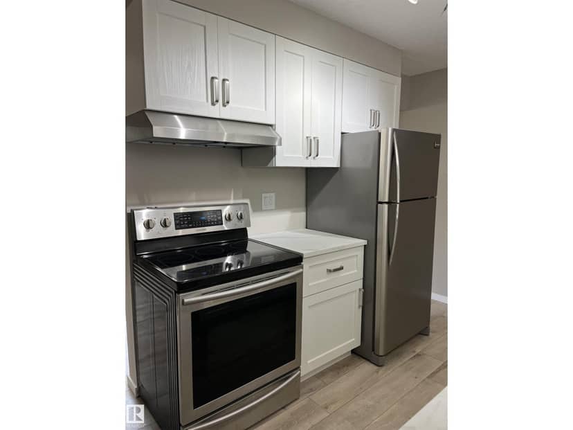 #10 14130 80 ST NW NW, Edmonton, photo 3