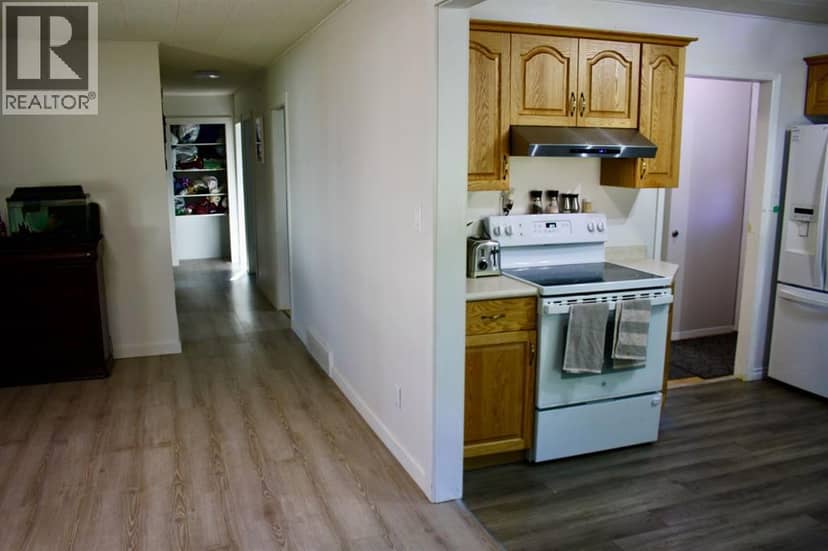 20 2nd Street E — photo 12 of 40