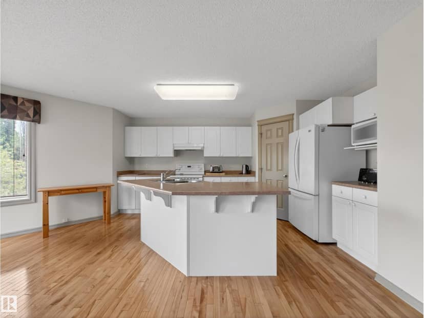 1381 Breckenridge Dr NW, Edmonton, photo 7