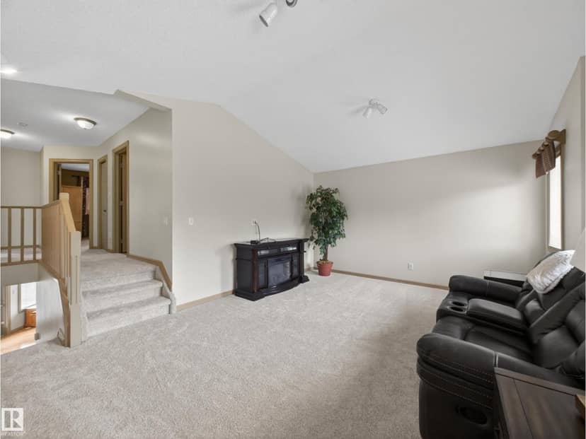 1381 Breckenridge Dr NW — photo 22 of 40