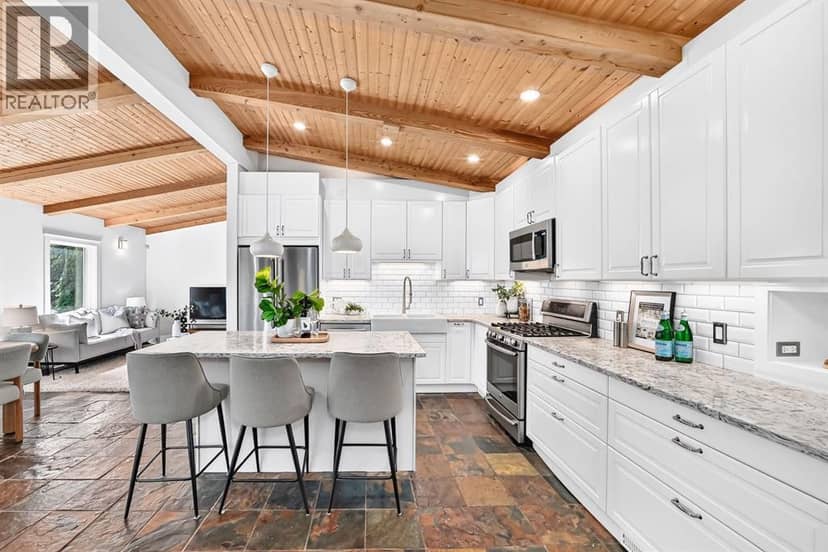 2623 Glenmount Drive SW, Calgary