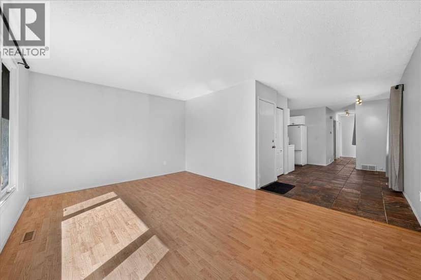 1424 11 Avenue SE, Calgary, photo 8