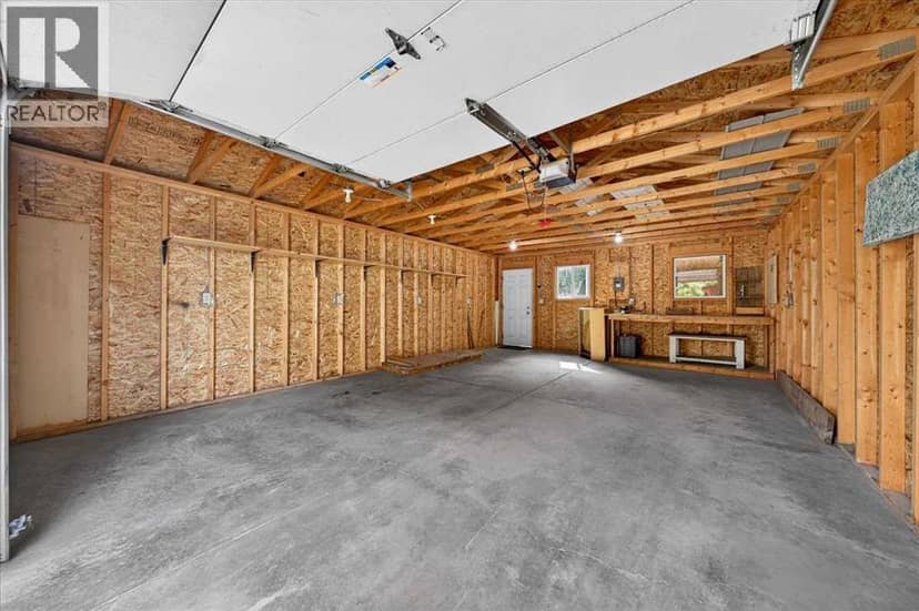 1424 11 Avenue SE — photo 31 of 40