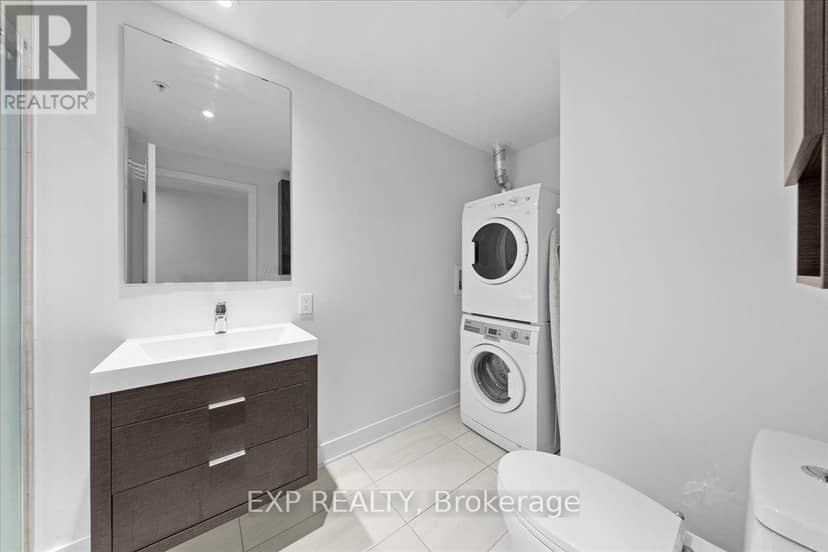 1604 - 20 Daly Avenue — photo 17 of 28