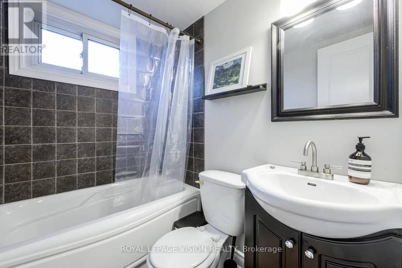 445 Shaw Street — photo 13 of 30