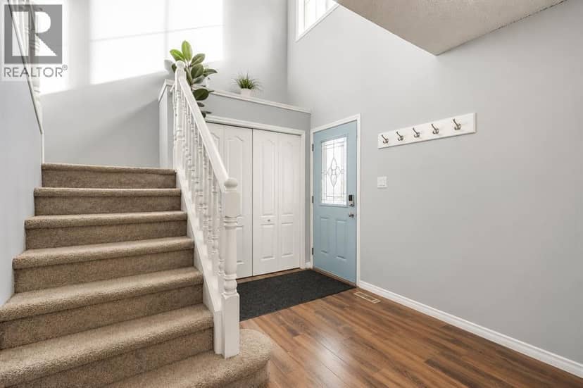 47 Westmount Road, Okotoks, photo 3