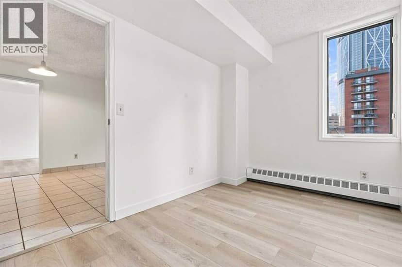 404, 128 2 Avenue SE — photo 14 of 24