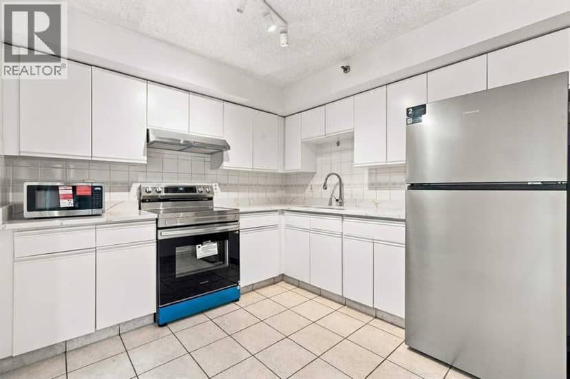 404, 128 2 Avenue SE, Calgary, photo 4