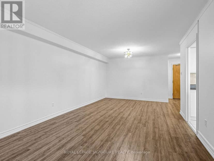 303 - 20 Harding Boulevard W, Richmond Hill, photo 8