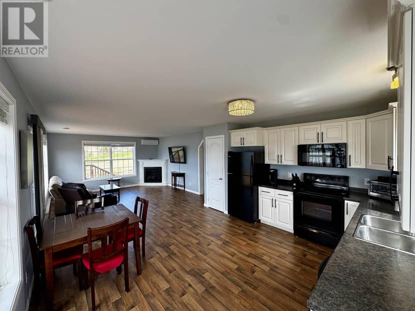 153 Burkes Rd. — photo 11 of 25