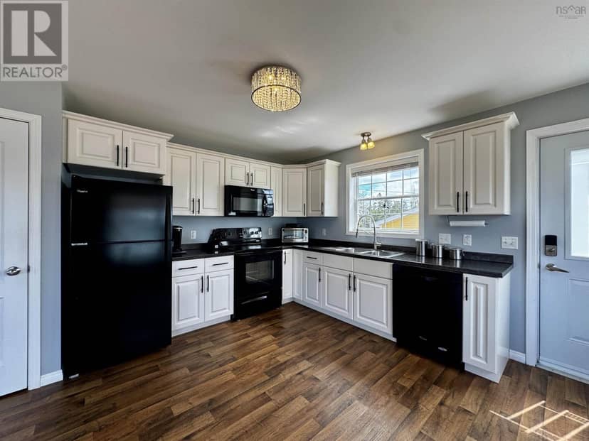 153 Burkes Rd. — photo 12 of 25
