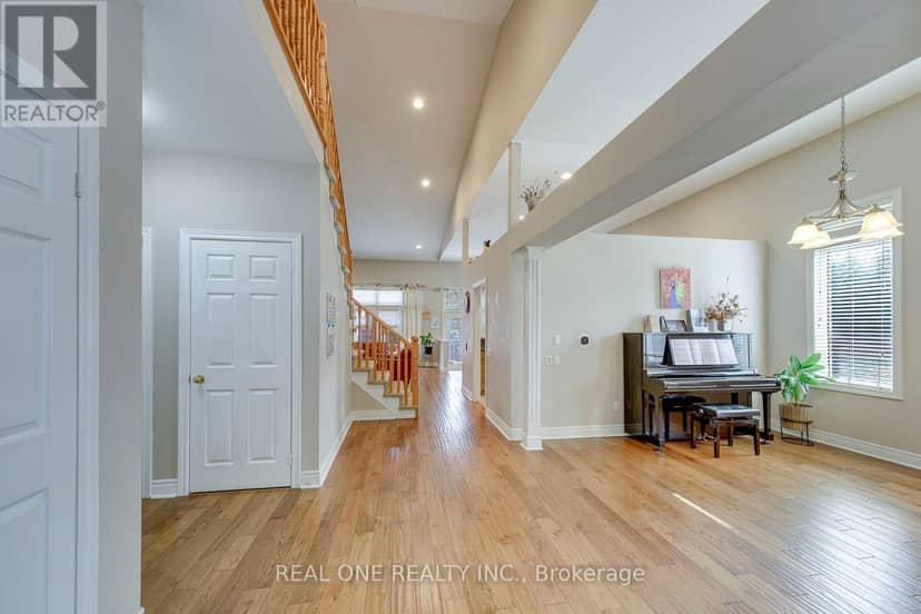 4250 Price Court, Burlington, photo 6