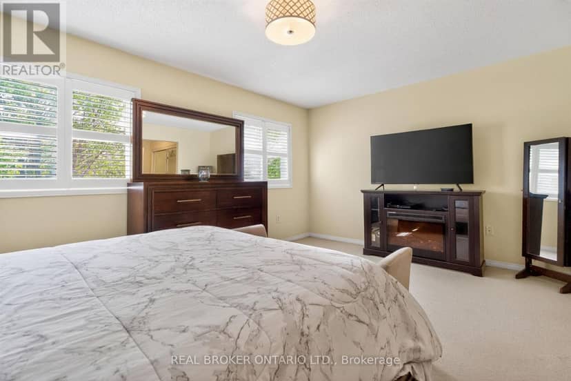 102 - 86 Joymar Drive — photo 21 of 40