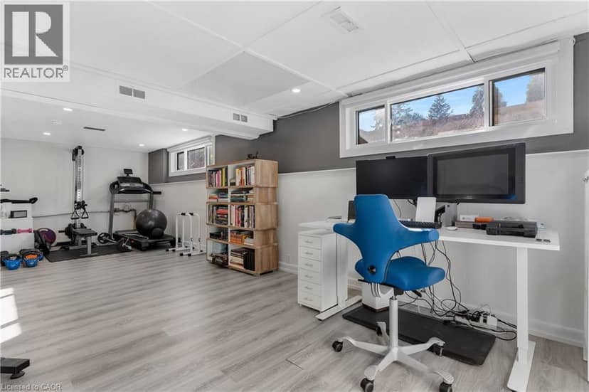 119 GLADSTONE Avenue — photo 33 of 40