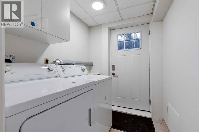 2416 14 Avenue NW — photo 35 of 40