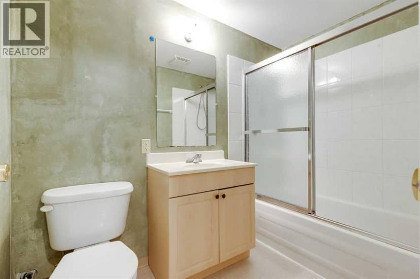 2416 14 Avenue NW — photo 34 of 40