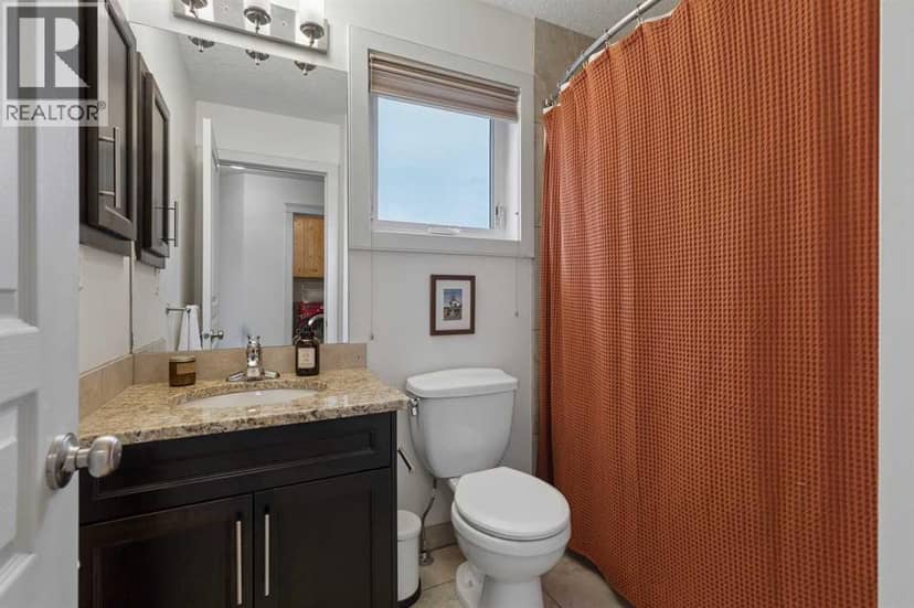 6614 Bowness Road NW — photo 32 of 40