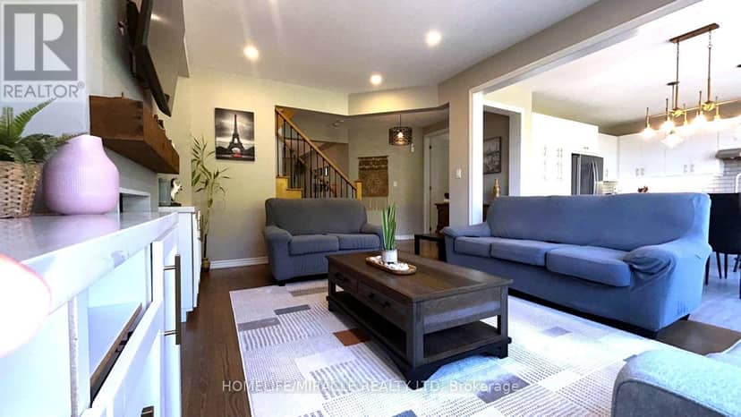 185 Thornbush Boulevard — photo 15 of 40