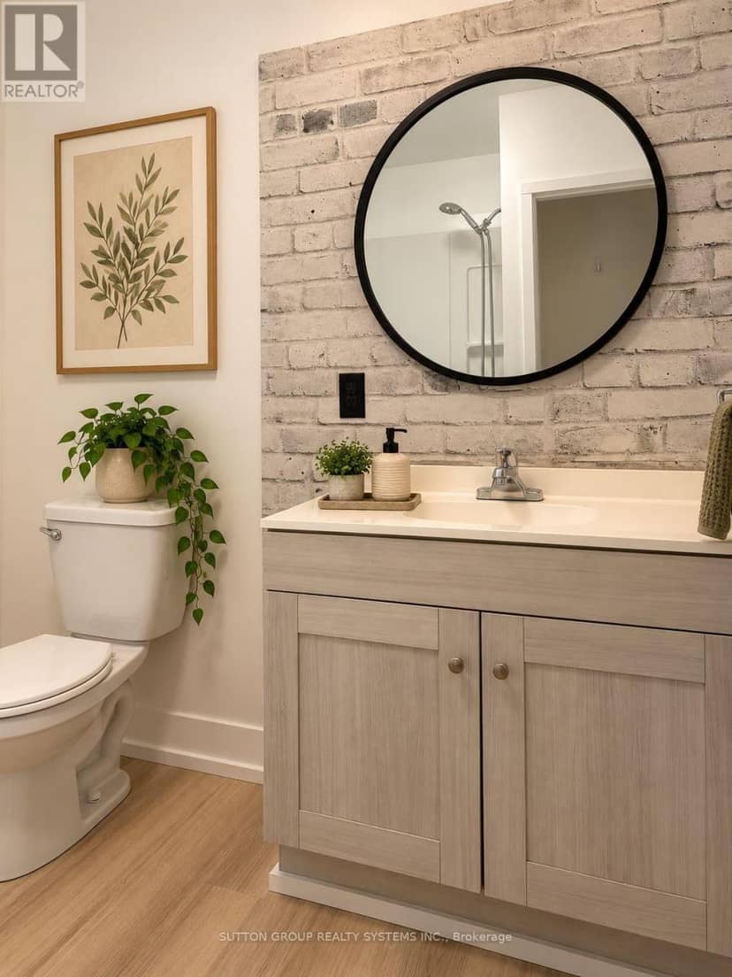 30 Perry Avenue — photo 12 of 23