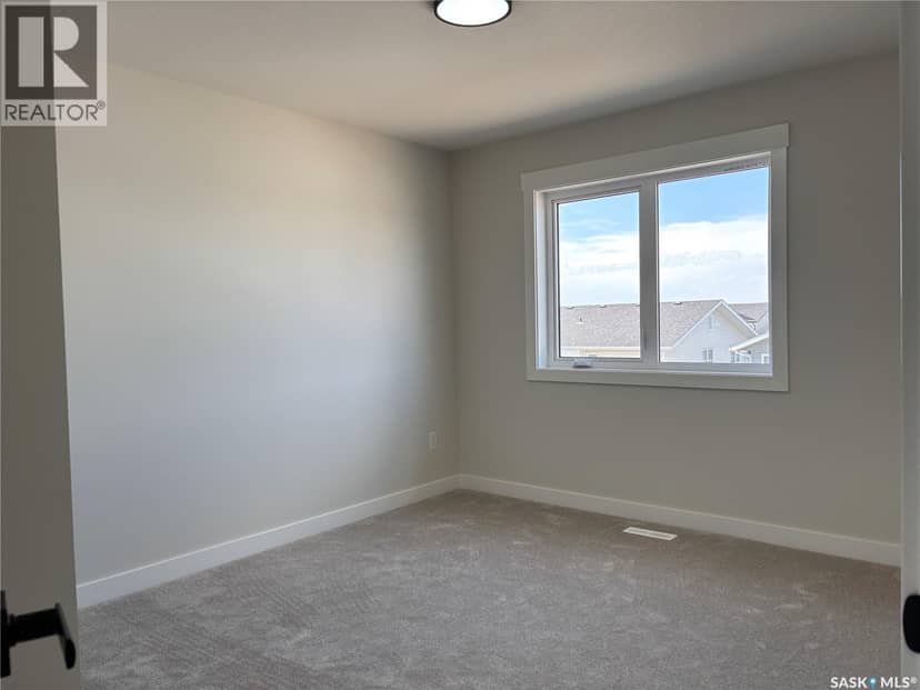 222 Veterans DRIVE — photo 15 of 16