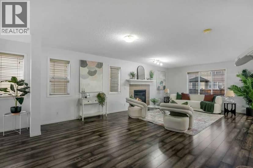 105 Saddlecrest Green NE — photo 15 of 40