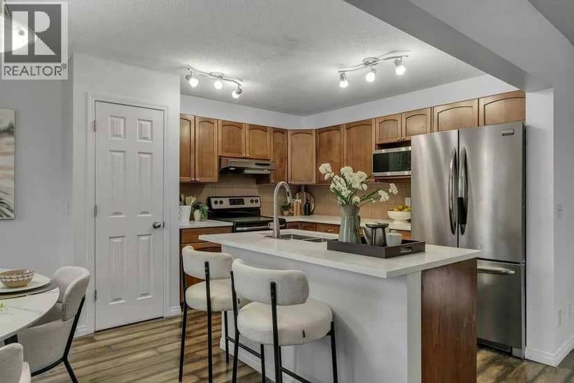 105 Saddlecrest Green NE — photo 17 of 40