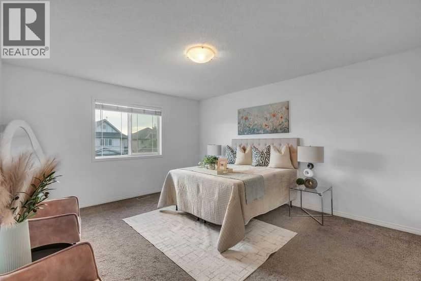 105 Saddlecrest Green NE — photo 22 of 40